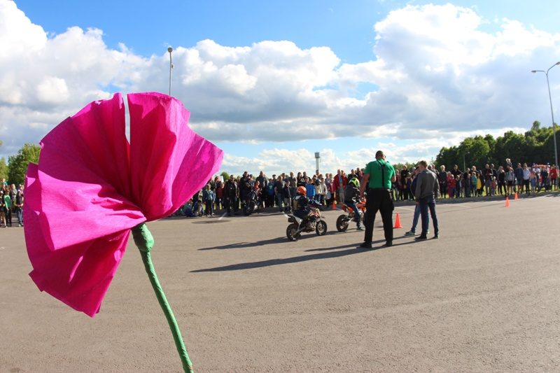 Vaikų gynimo dieną Neveronys šventė taiką